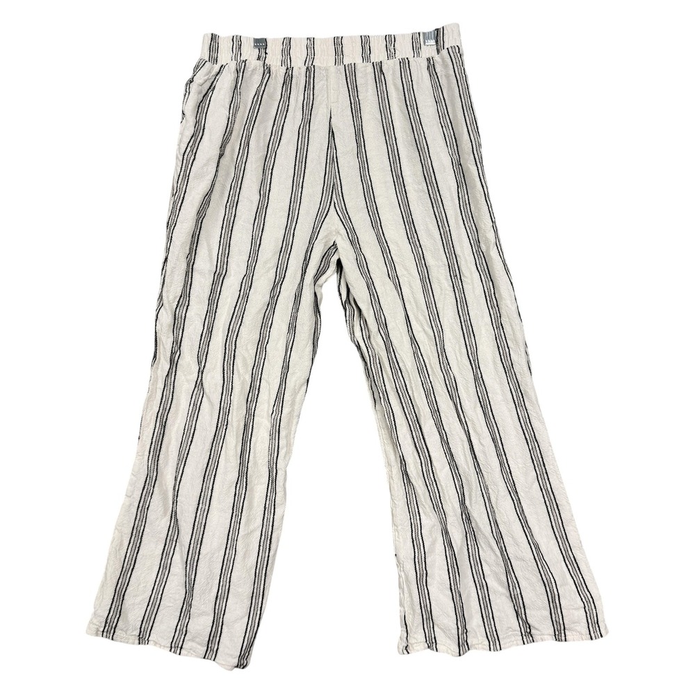 Royalty For Me Pants Womens Medium White Striped Linen Blend Capri Elastic Waist